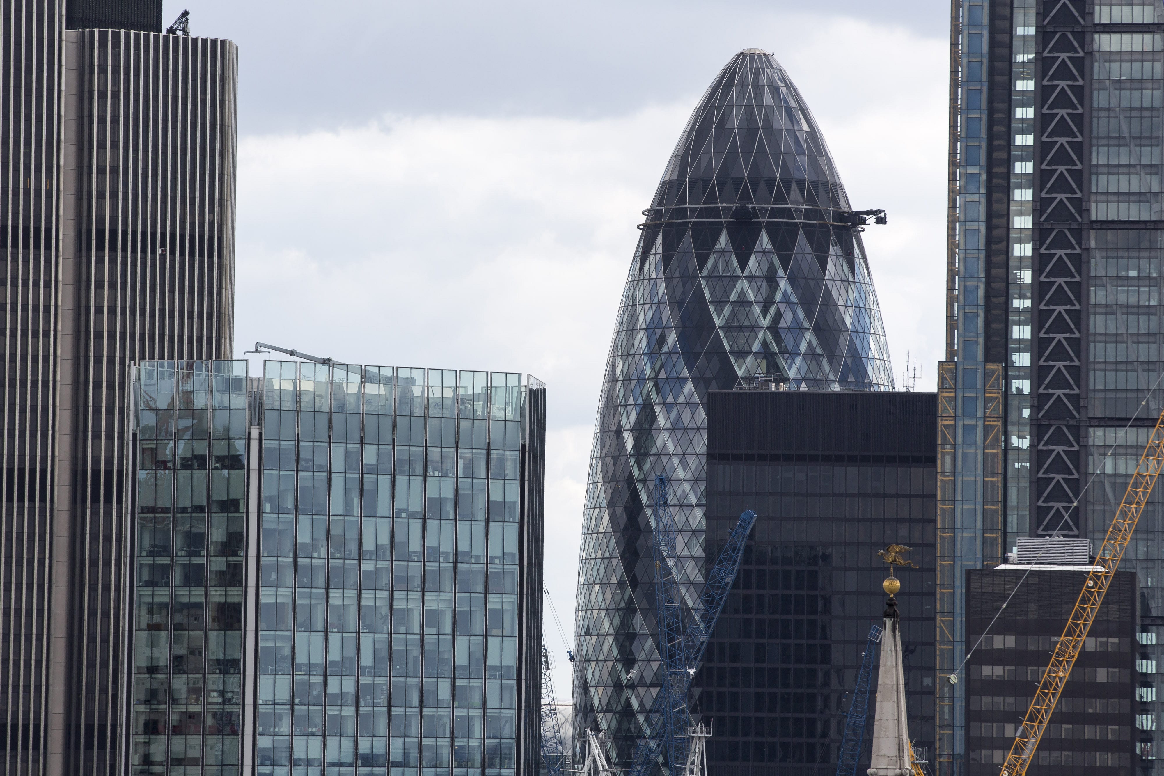 Hedge Funds and Private Equity Firms Contemplate Leaving London