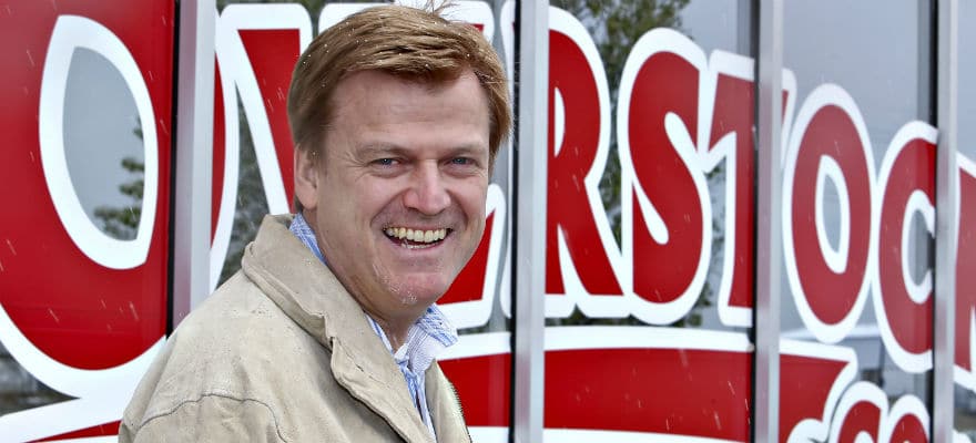 Overstock Makes History with First Public Blockchain Shares Offering