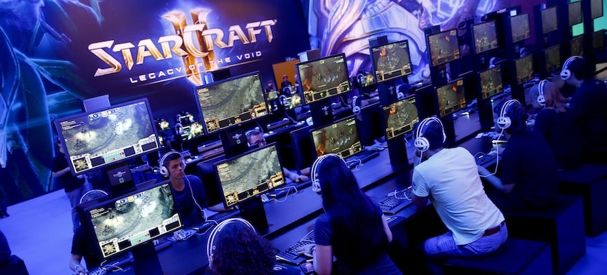 Blockchain Technology Helping eSports Managers & Players Climb the Ladder