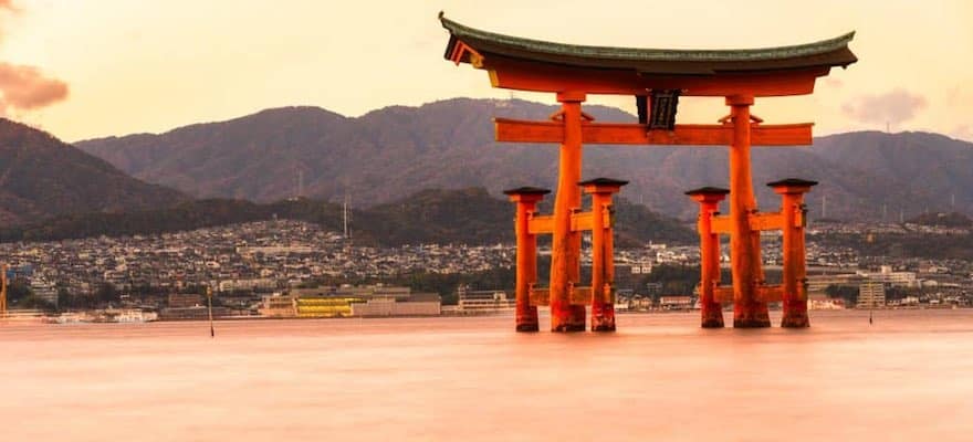 Japan Plans to Build SWIFT-Like Network for Crypto