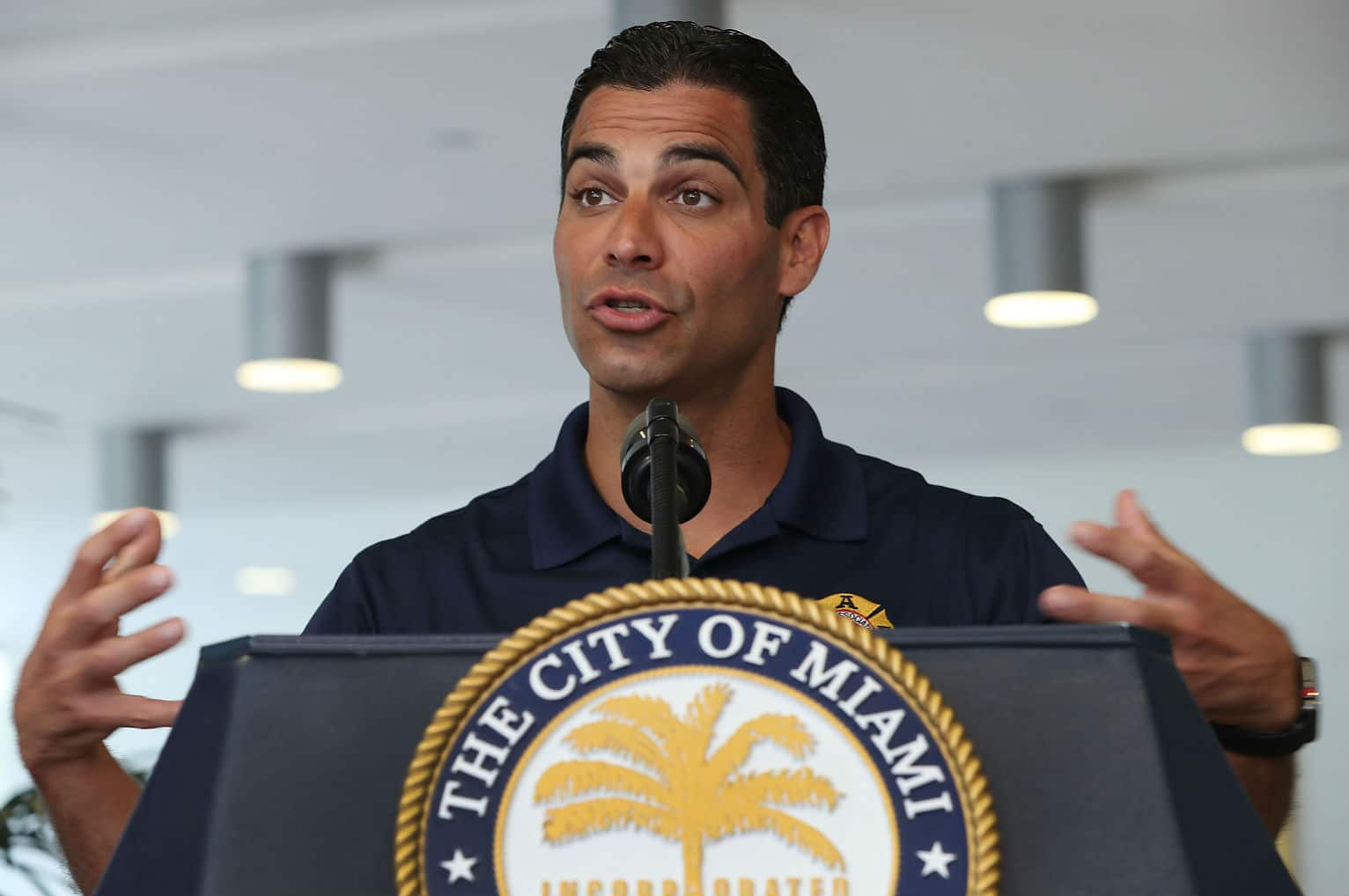 Miami Mayor Plans to Invest in Bitcoin